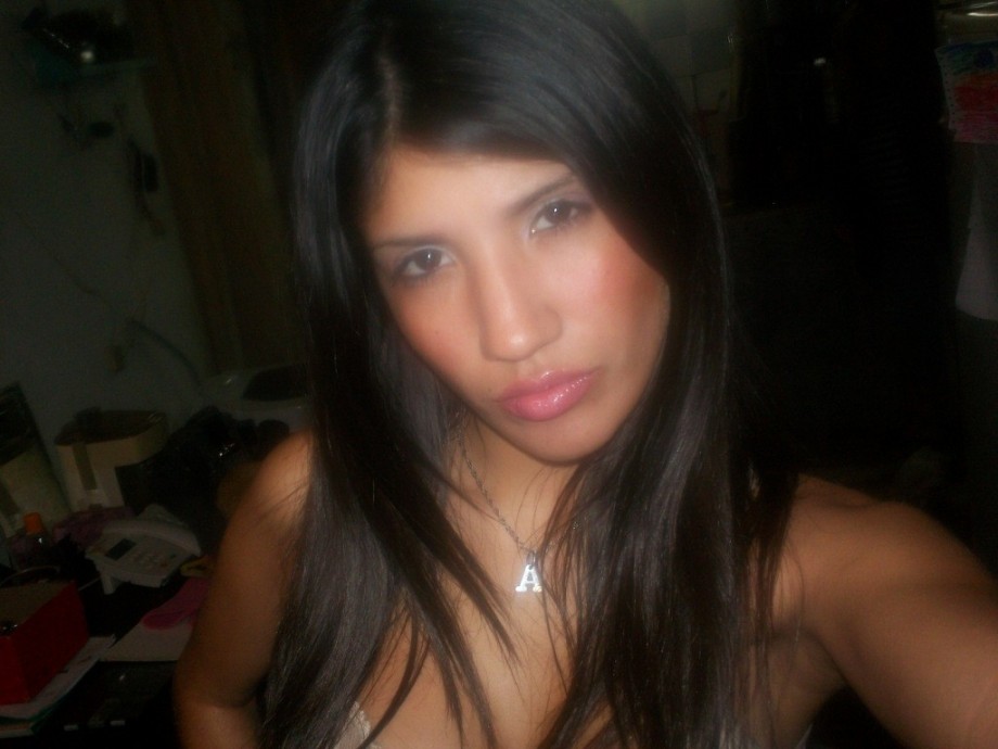 Alejandra - amateur model from argentina in undies