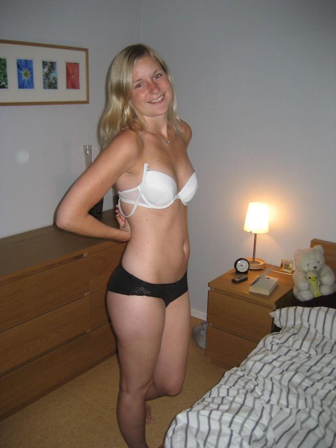 Linda - cute swedish girlfriend