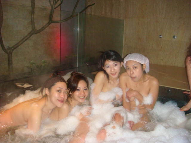 Naughty asian girls naked 