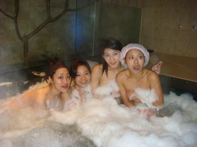 Naughty asian girls naked 