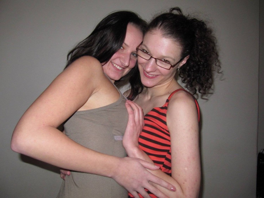 Amateur lesbian girls - daphne and patsy