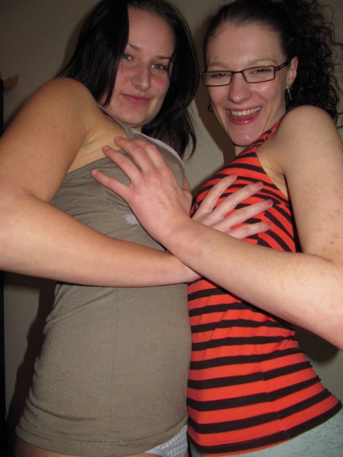 Amateur lesbian girls - daphne and patsy