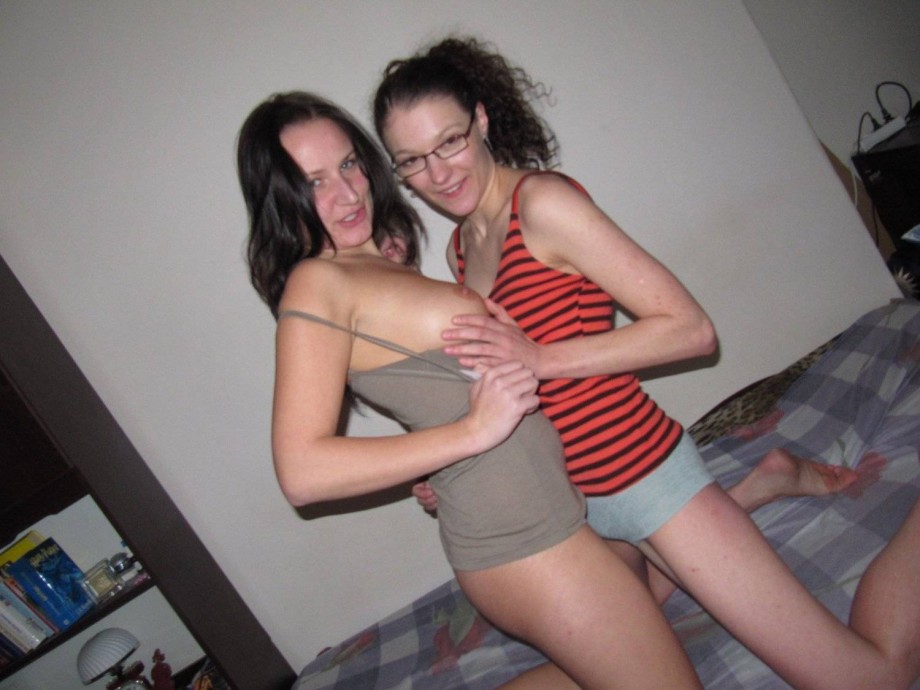 Amateur lesbian girls - daphne and patsy