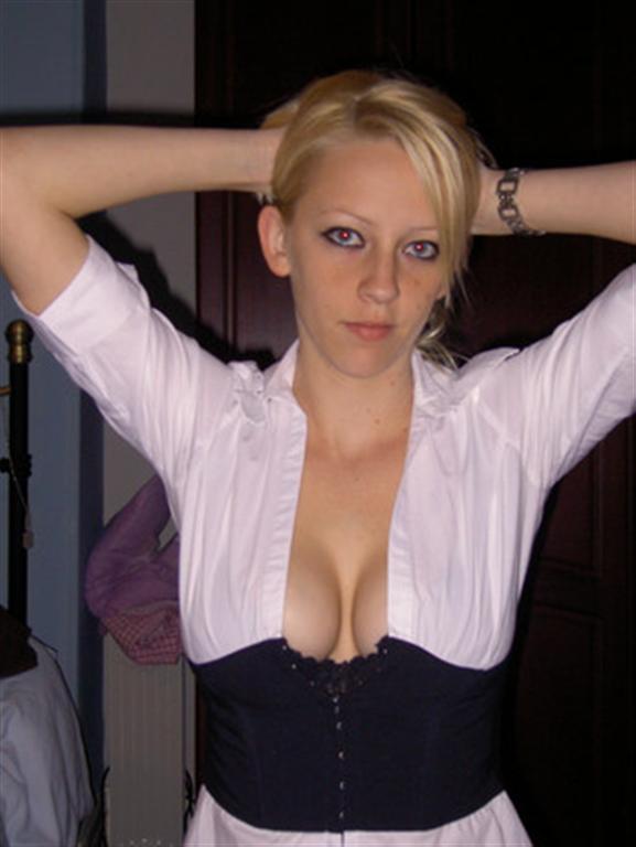 Leanne - blonde amateur gf in panties
