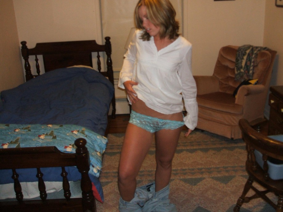 Kimmy - very hot and young blonde girlfriend