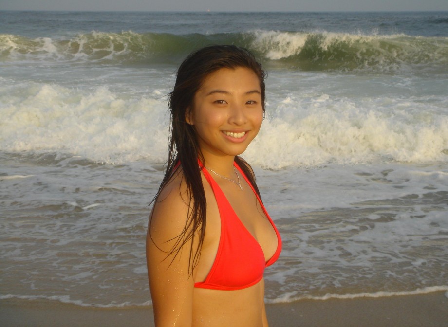 Naked asian girl