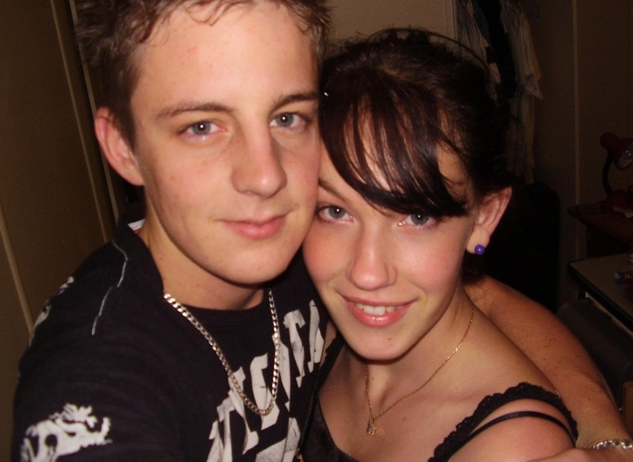 Young amateur couple