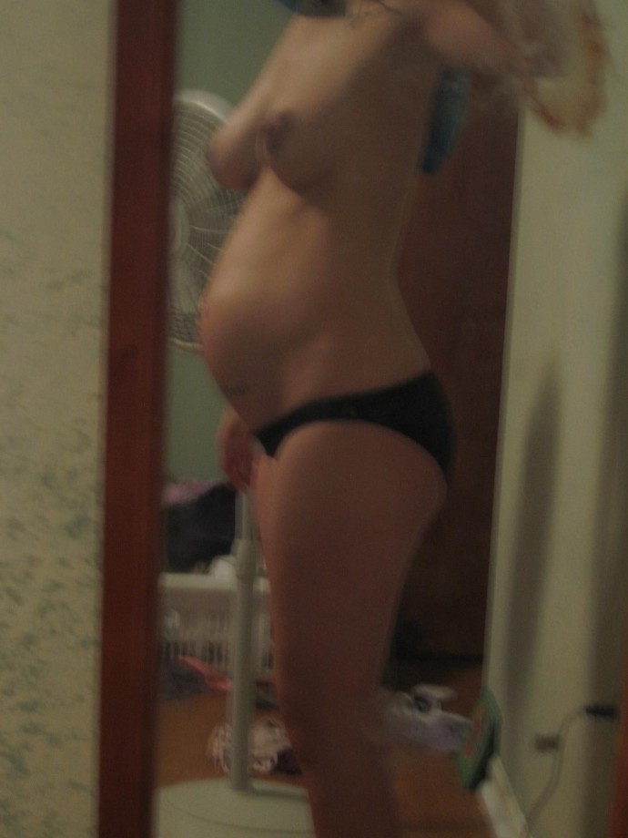 Masturbating pregnant wife