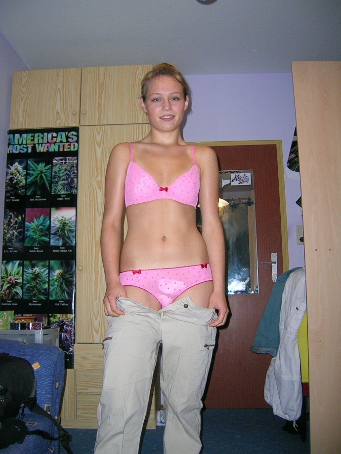 Beauty amateur girl and her naked body