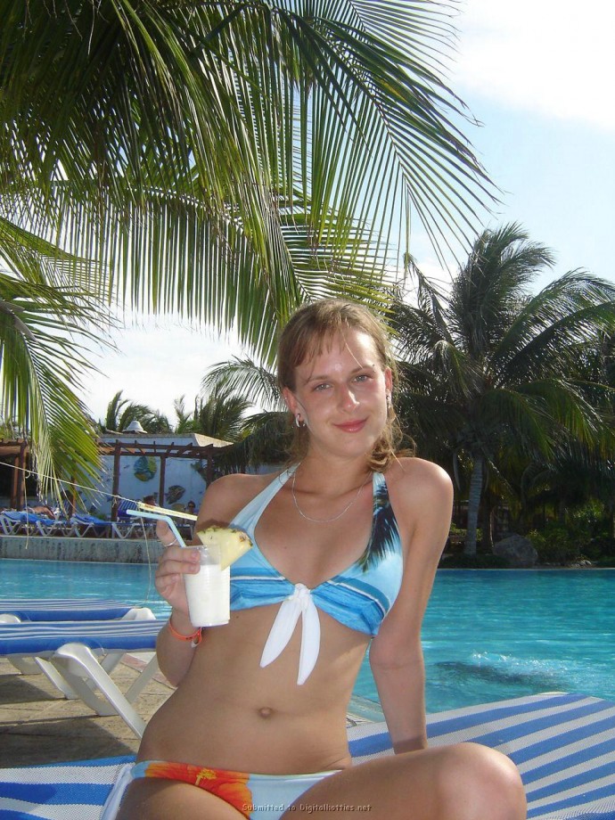 Nude beach - serie 12