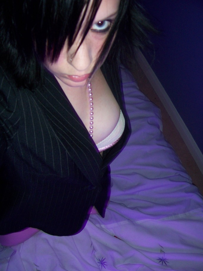 Emo gorlfriend - selfshot