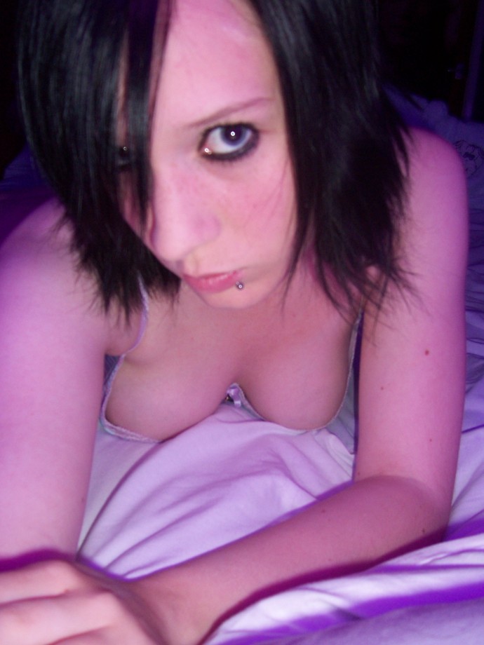 Emo gorlfriend - selfshot