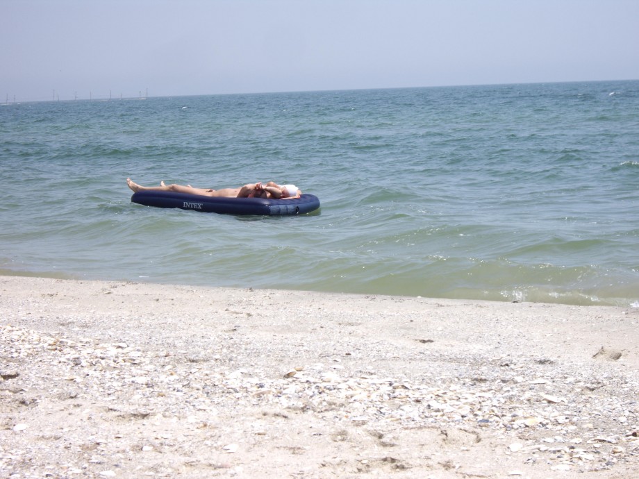 Oral sex on the beach