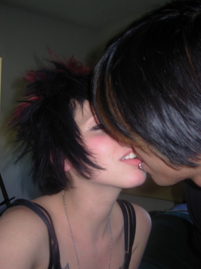 Kissing and fucking emo couple