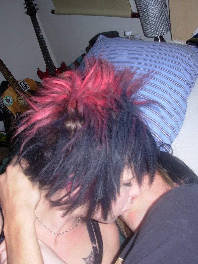 Kissing and fucking emo couple