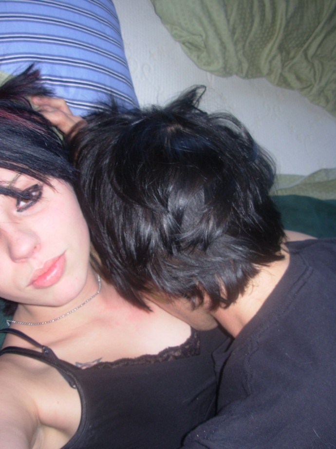 Kissing and fucking emo couple