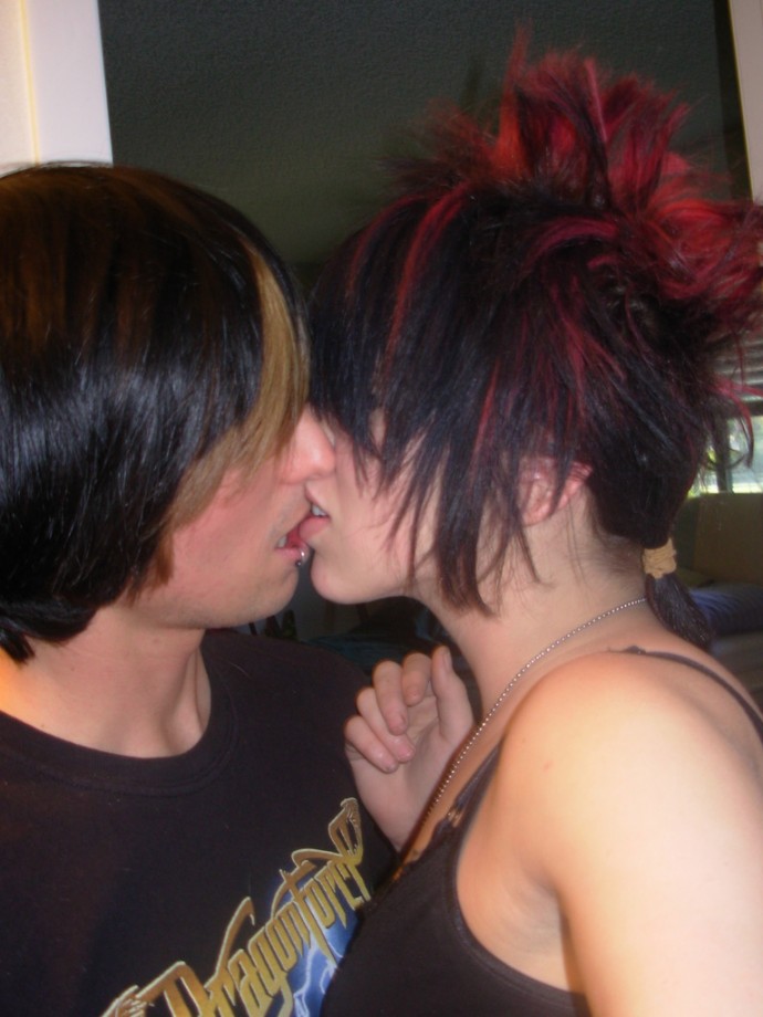 Kissing and fucking emo couple