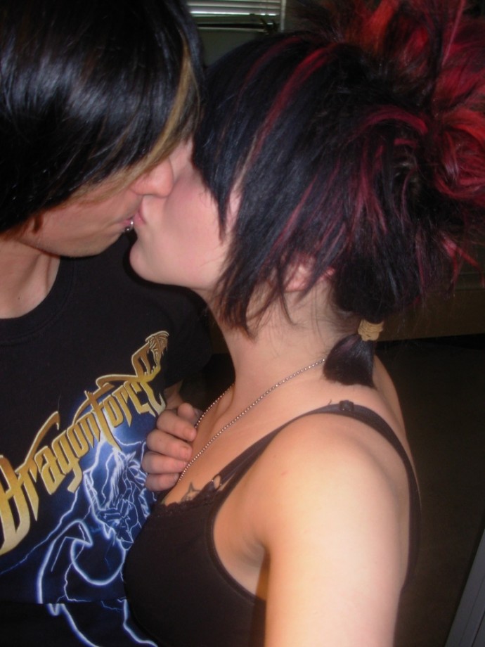 Kissing and fucking emo couple