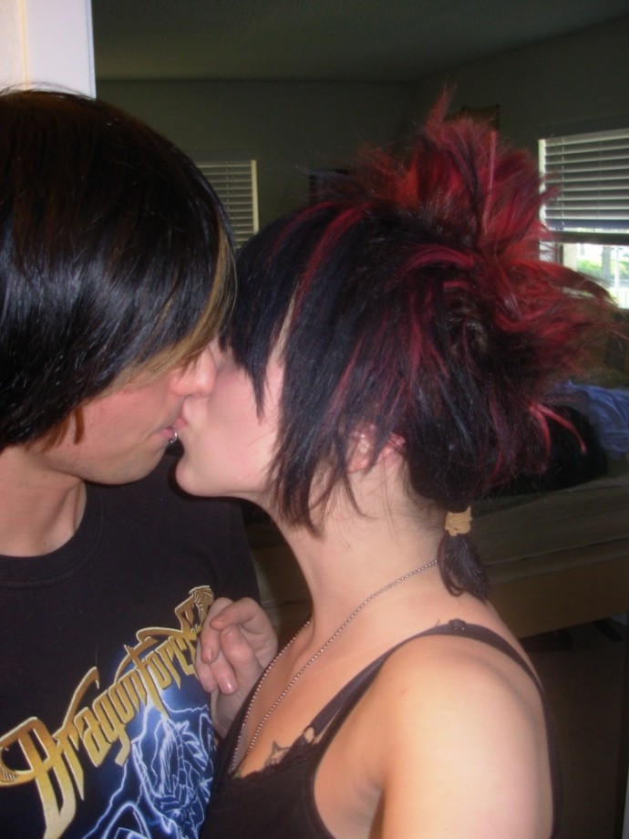 Kissing and fucking emo couple