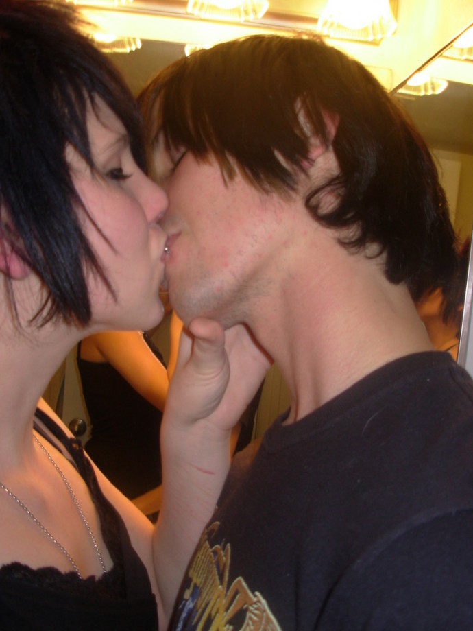 Kissing and fucking emo couple