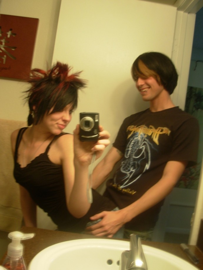 Kissing and fucking emo couple