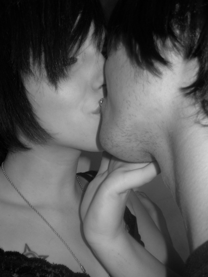 Kissing and fucking emo couple