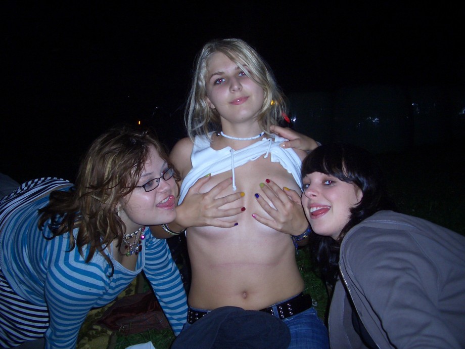 Party girls shows young tits