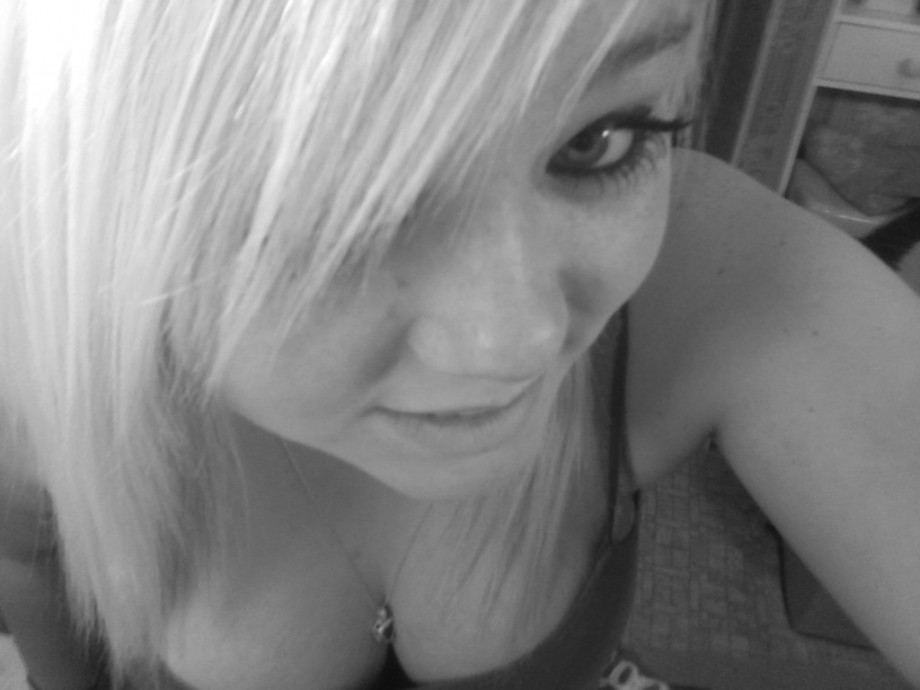 Slutty blonde