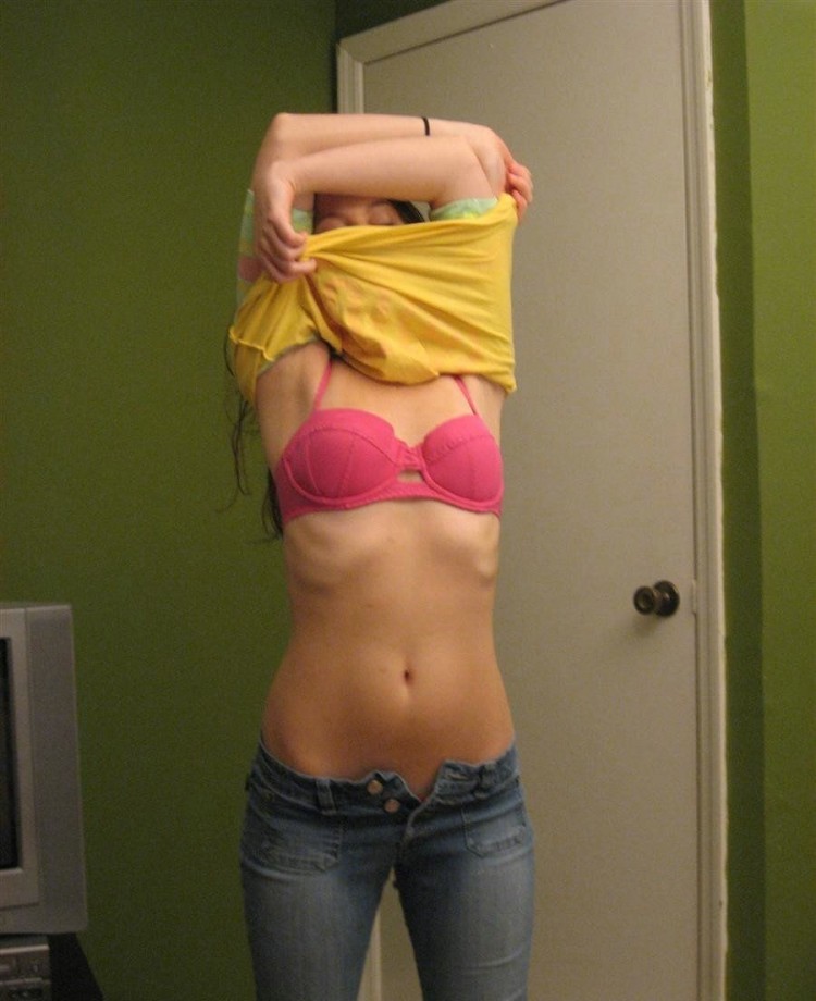 Laura - amateur teen changing clothes and undies