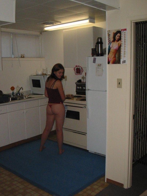 Jenna - amateur teen showing her panties