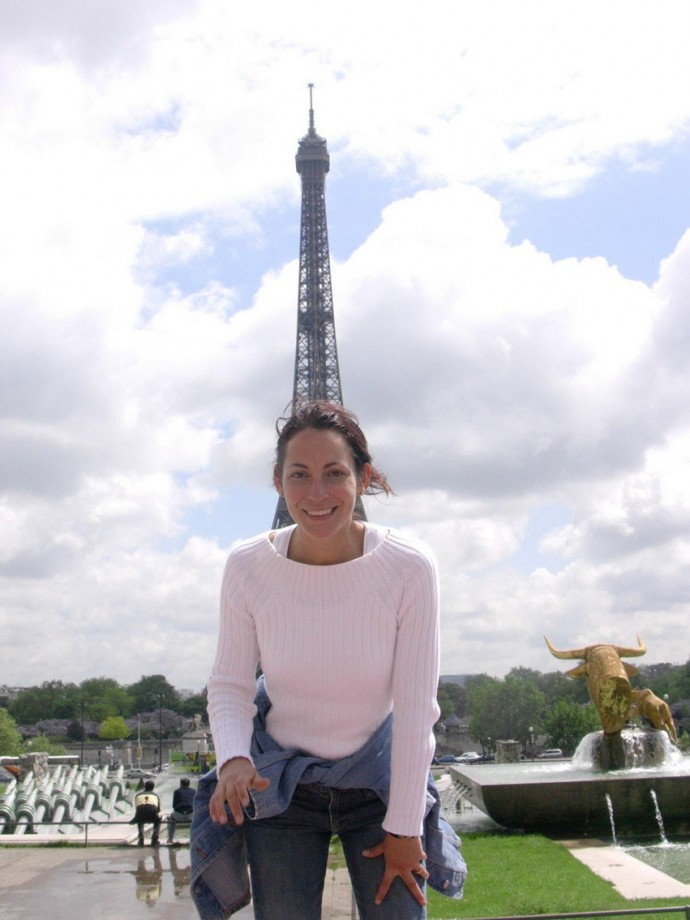 Cute french brunette who likes holidays serie
