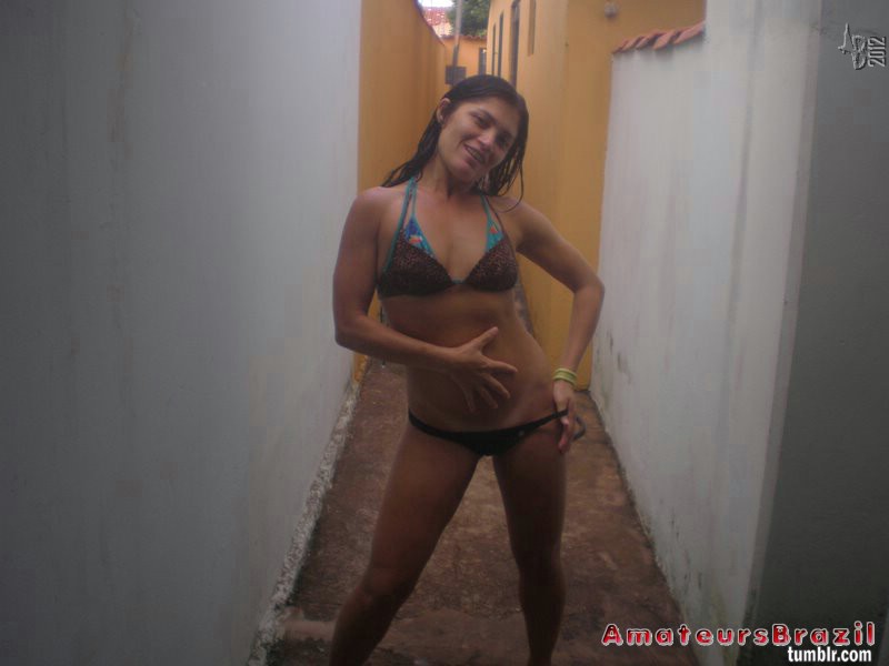 Brazilian girlfriend stolen pics