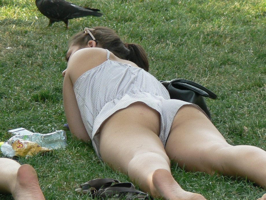Voyeur - upskirt