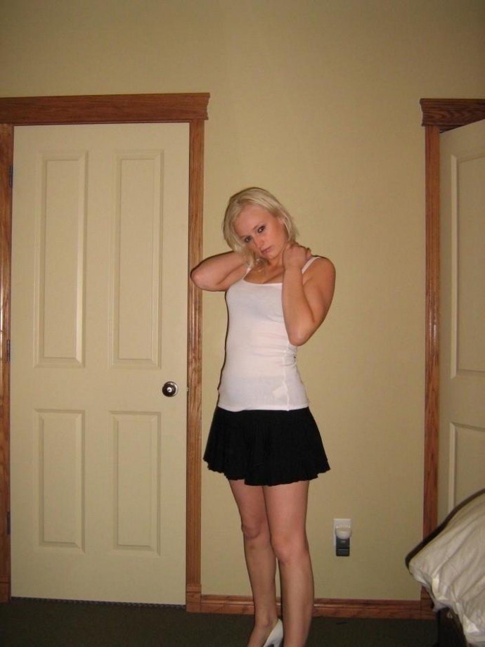 Hot blonde amateur teen 9