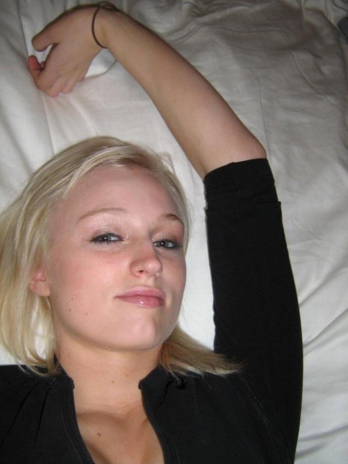 Hot blonde amateur teen 9