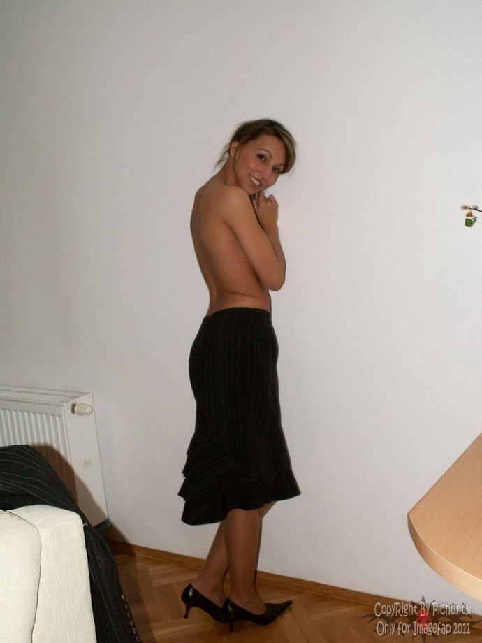 Horny amateur girlfriend 18