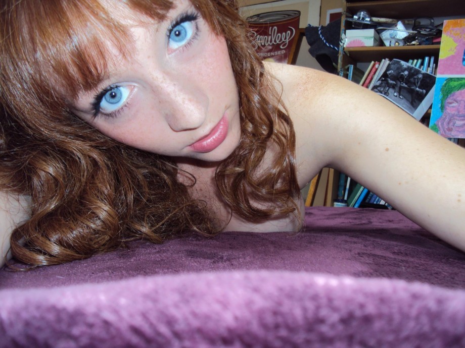 Sexy and horny amateur teen with blue eyes 19