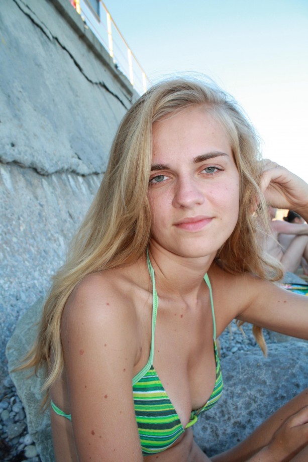 Hairy fun on vacation 17