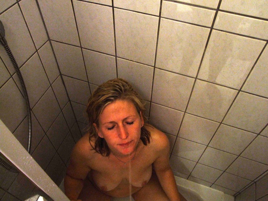 Toilet-slut maike