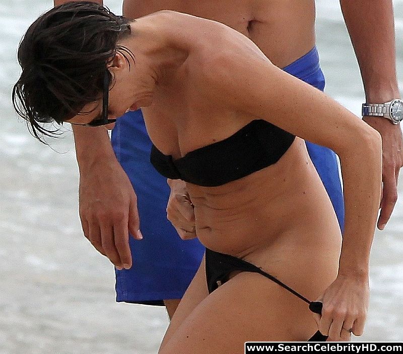 Alessandra sublet bikini bottom wardrobe malfunction