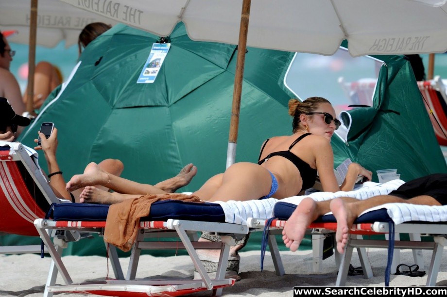 Candice swanepoel bikini ass candids in miami