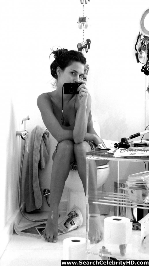 Carolina dieckmann leaked nude photo scandal