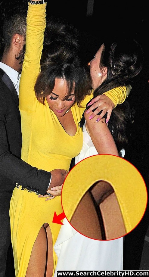 Chelsee healey pussy revealing pantyless upskirt