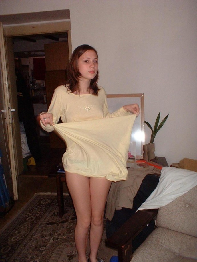 Horny amateur teen babe 7