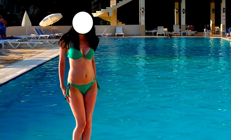 Wife cameltoe vacation