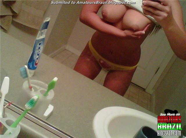 Hottest teen gf selpics