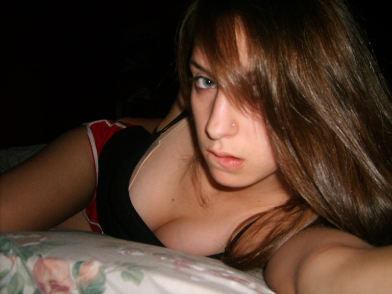 Selfshots - amateur girl