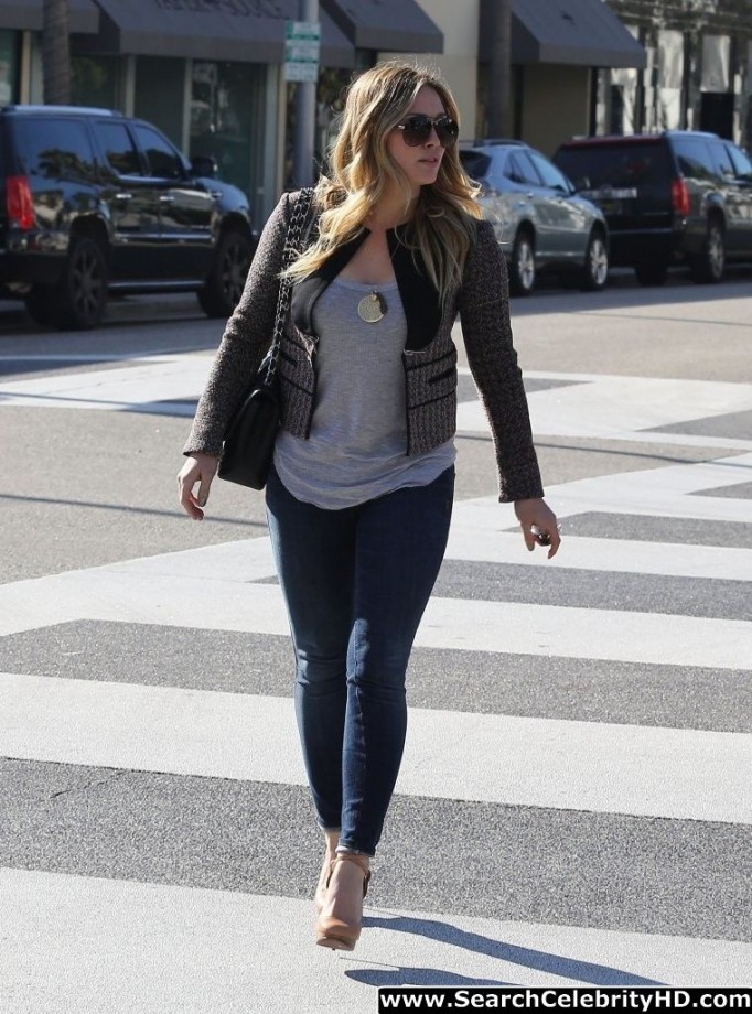 Hilary duff - out and about shopping candids in beverly hills - celebrity