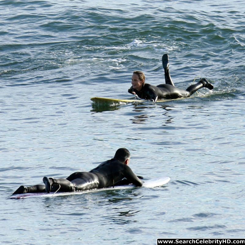 Helen hunt still looks pretty good in a bikini - celebrity