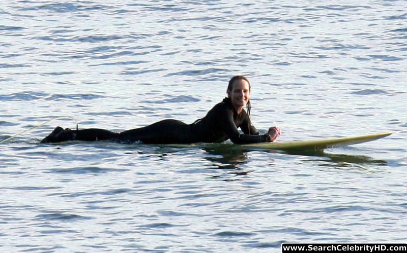 Helen hunt still looks pretty good in a bikini - celebrity